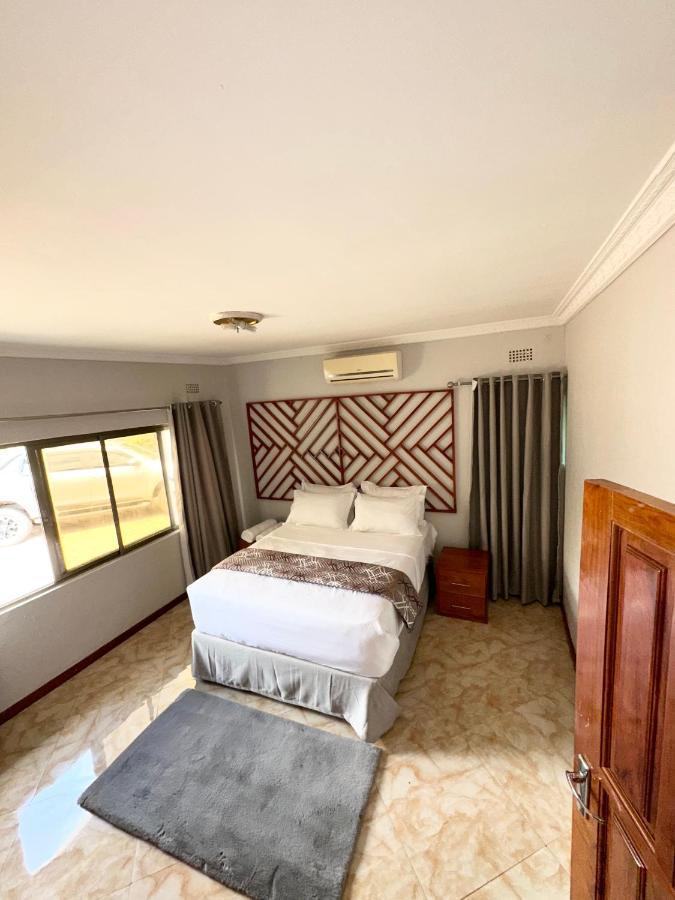 Jeanne Marie Apartments Kitwe Экстерьер фото